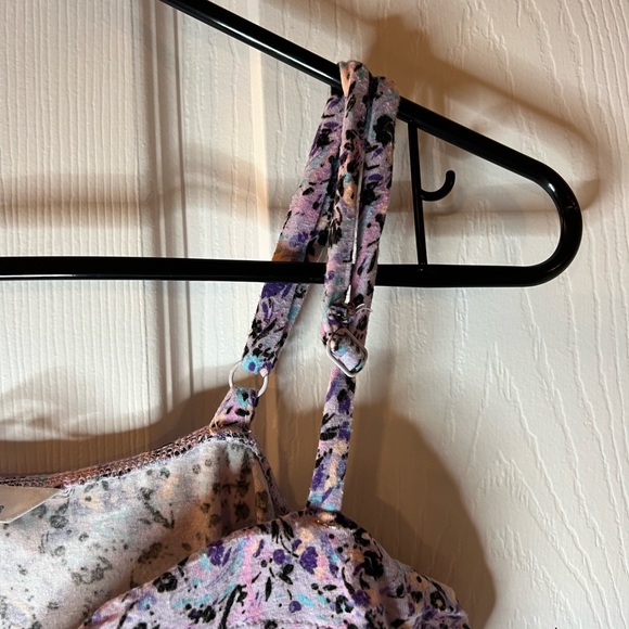 Women’s Large Kirra Purple Floral Adjustable Tank Top - Picture 5 of 9
